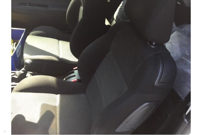 Peugeot 207/207+ 1.6 16V VTi Sloopvoertuig (2008, Wit, Blank)