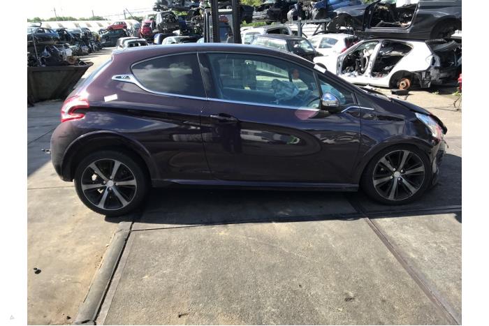 Peugeot 208 I 1.6 Vti 16V Sloopvoertuig (2014, Lila, Paars, Violet)