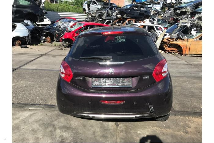 Peugeot 208 I 1.6 Vti 16V Sloopvoertuig (2014, Lila, Paars, Violet)