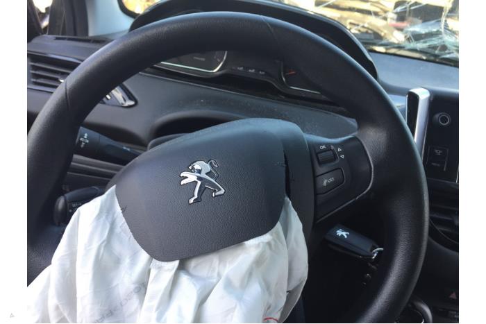 Peugeot 208 I 1.2 Vti 12V PureTech 82 Sloopvoertuig (2013, Rood, Bruin)