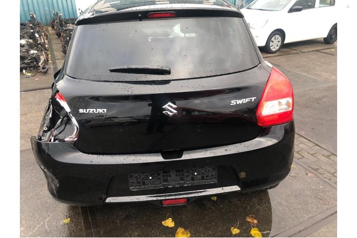 Suzuki Swift 1.2 Dual Jet 16V Sloopvoertuig (2019, Zwart)