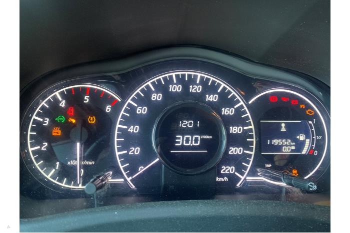 Nissan Note 1.5 dCi 90 Sloopvoertuig (2014, Rood)