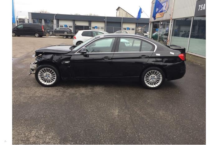 BMW 3 serie 318d 2.0 16V Sloopvoertuig (2012, Zwart)