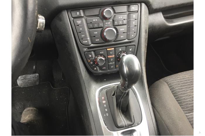 Opel Meriva 1.4 Turbo 16V ecoFLEX Sloopvoertuig (2016, Wit, Zilver)