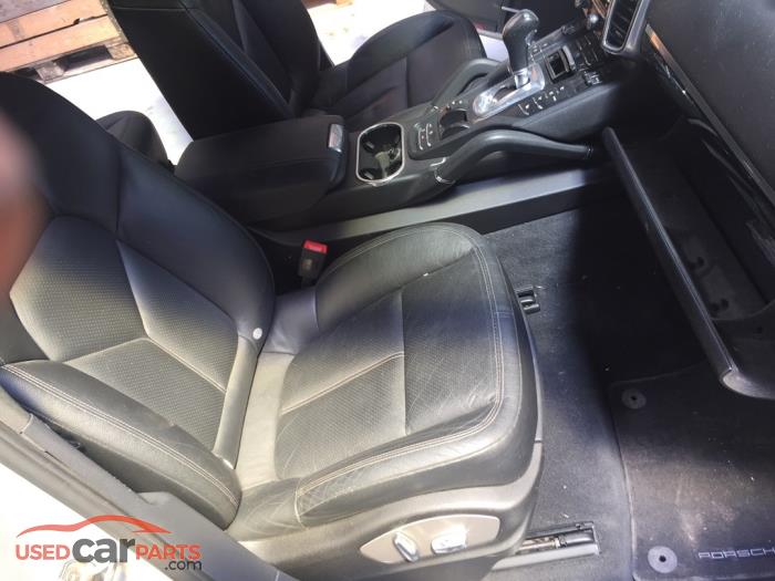 Porsche Cayenne II 4.8 V8 32V S Sloopvoertuig (2010, Metallic, Zilver)