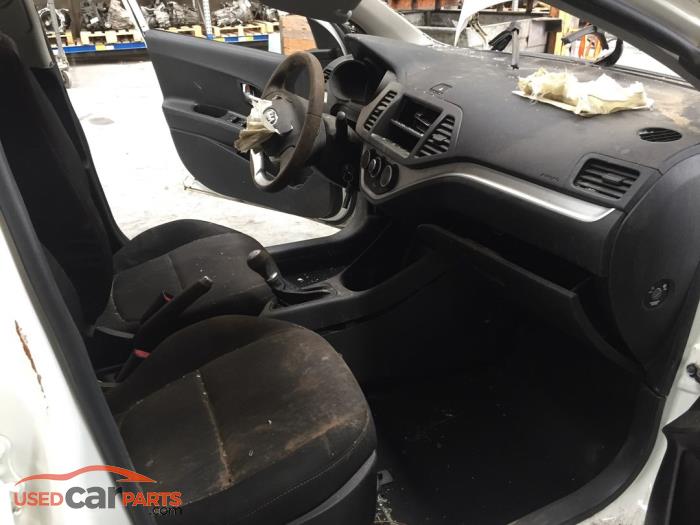 Kia Picanto 1.0 12V Sloopvoertuig (2012, Wit)