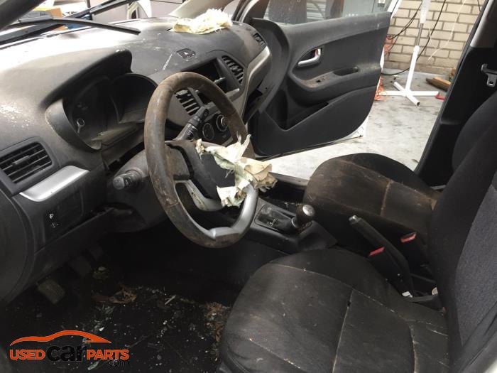 Kia Picanto 1.0 12V Sloopvoertuig (2012, Wit)