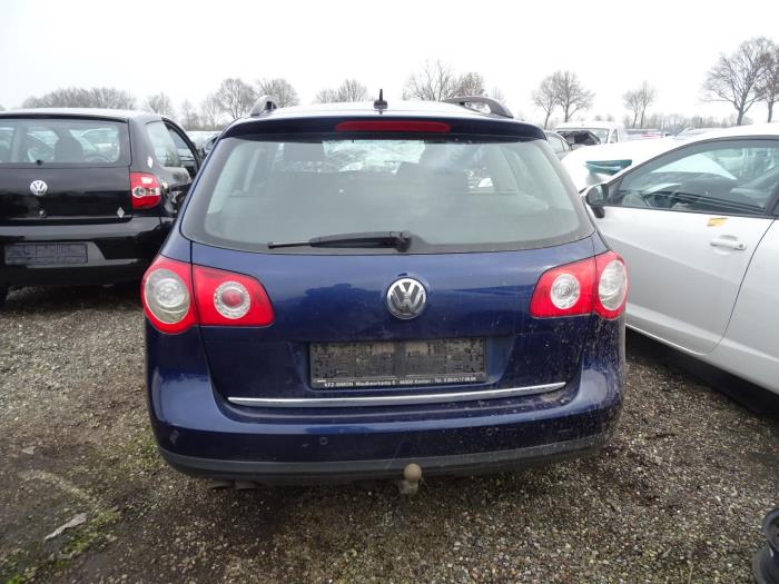 Volkswagen Passat Sloopvoertuig (2006, Blauw)
