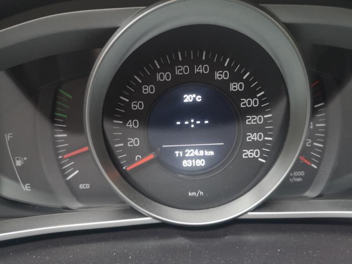 Volvo V40 Cross Country 1.5 T3 16V Geartronic Sloopvoertuig (2018, Zilver)