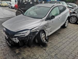 Volvo V40 Cross Country 1.5 T3 16V Geartronic Sloopvoertuig (2018, Zilver)