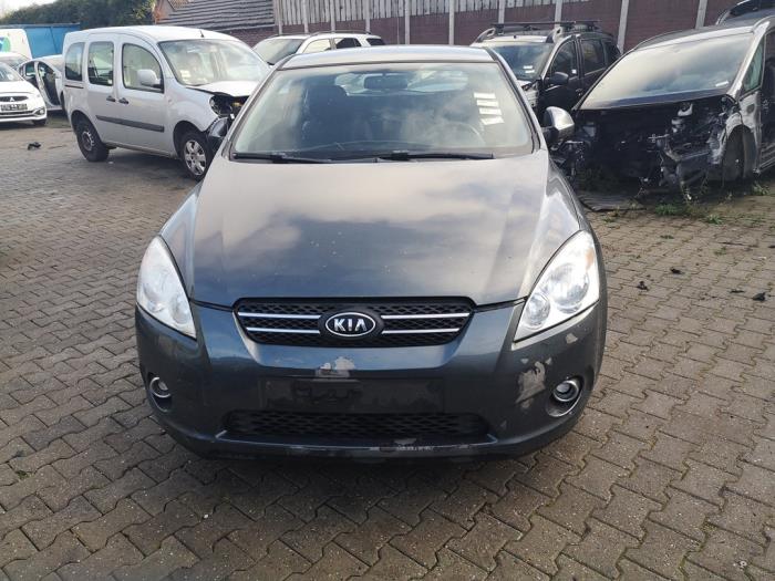 Kia Pro cee'd 1.6 CRDi 16V Sloopvoertuig (2008, Grijs)