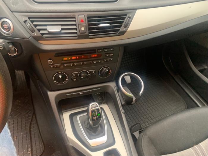 BMW X1 sDrive 20i 2.0 16V Twin Power Turbo Sloopvoertuig (2011, Grijs)