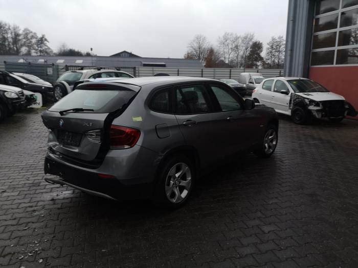 BMW X1 sDrive 20i 2.0 16V Twin Power Turbo Sloopvoertuig (2011, Grijs)