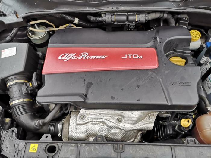 Alfa Romeo MiTo 1.6 JTDm 16V Sloopvoertuig (2014, Zwart, Bruin)