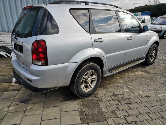 Ssang Yong Rexton 2.7 Xdi RX/RJ 270 16V Sloopvoertuig (2006, Zilver)