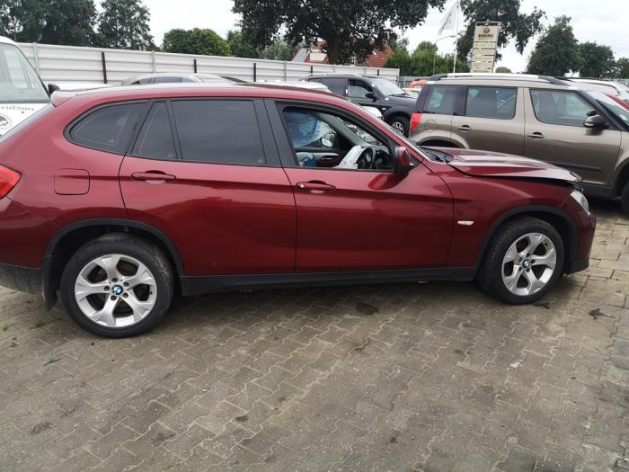BMW X1 sDrive 18d 2.0 16V Sloopvoertuig (2011, Rood)
