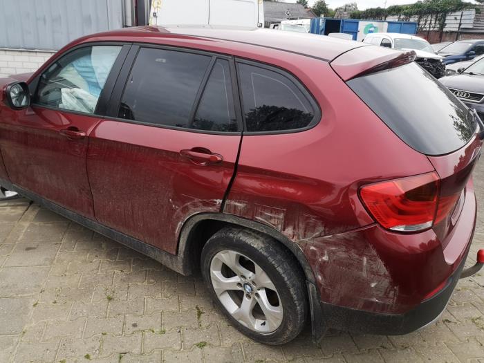 BMW X1 sDrive 18d 2.0 16V Sloopvoertuig (2011, Rood)