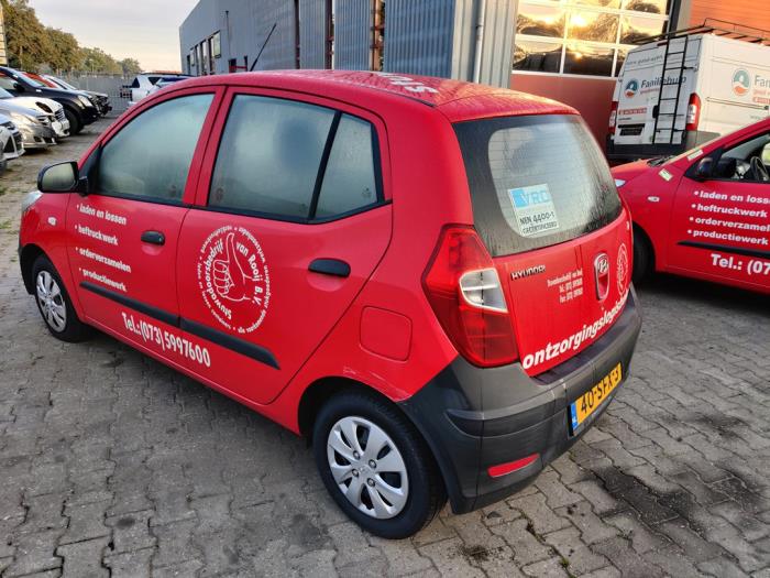 Hyundai i10 1.1i 12V Sloopvoertuig (2011, Rood)