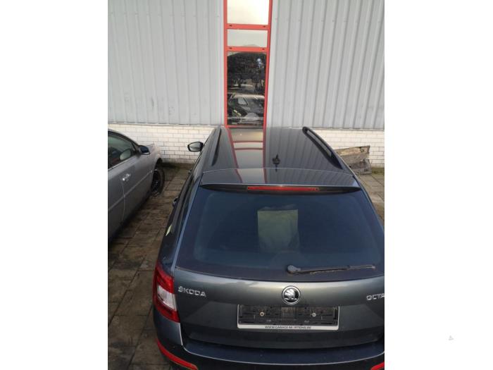 Skoda Octavia Combi 1.6 TDI Greenline 16V Sloopvoertuig (2016, Grijs)