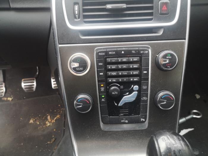 Volvo V60 I 1.6 DRIVe Sloopvoertuig (2012, Zwart)