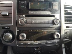 Ssang Yong Rodius 2.0 e-200 Xdi 16V 4WD Sloopvoertuig (2015, Zwart)