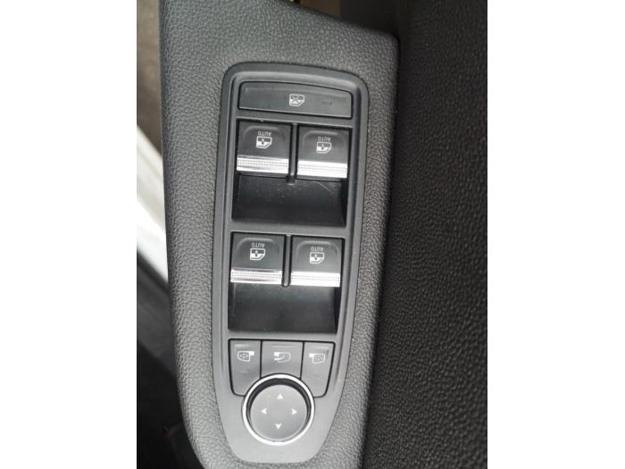 Renault Clio V 1.0 TCe 100 12V Sloopvoertuig (2020, Wit)