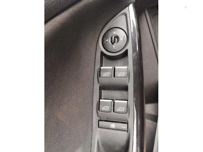 Ford Focus 3 Wagon 1.5 TDCi Sloopvoertuig (2015, Blauw)