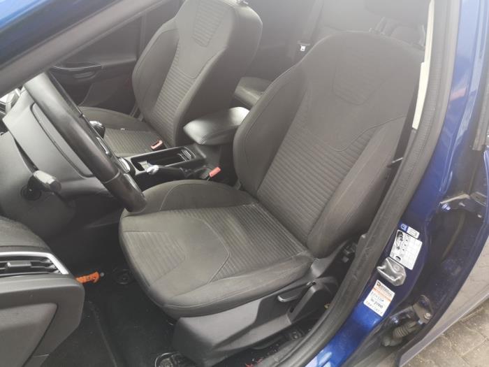 Ford Focus 3 Wagon 1.5 TDCi Sloopvoertuig (2015, Blauw)