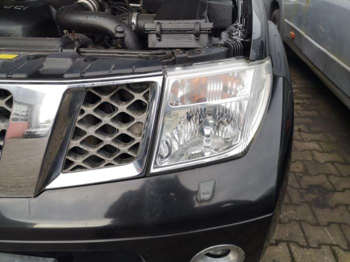 Nissan Pathfinder 2.5 dCi 16V 4x4 Sloopvoertuig (2008, Zwart)