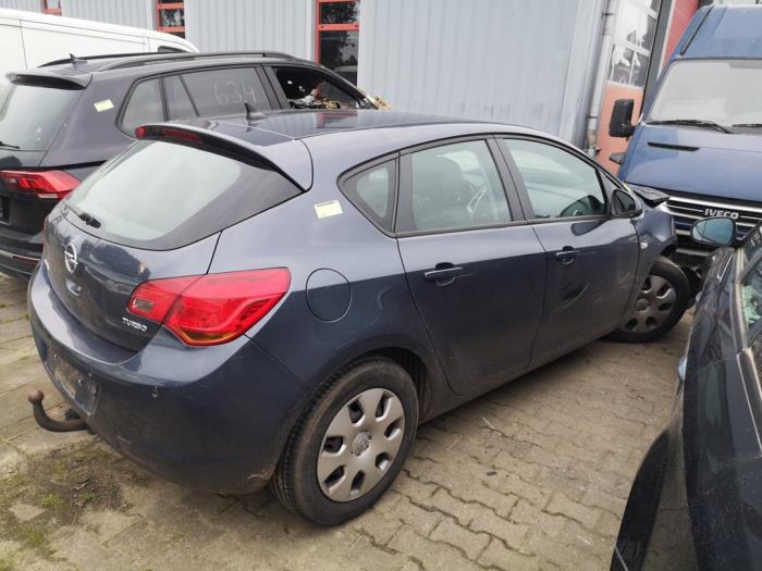 Opel Astra J 1.4 Turbo 16V Sloopvoertuig (2010, Blauw)