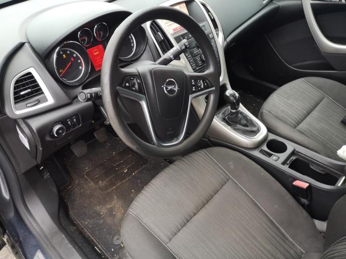 Opel Astra J 1.4 Turbo 16V Sloopvoertuig (2010, Blauw)