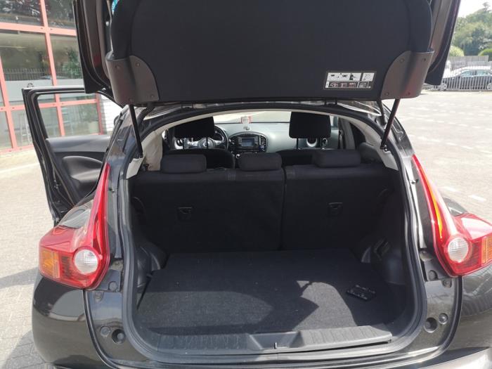 Nissan Juke 1.6 16V Sloopvoertuig (2010, Bruin)