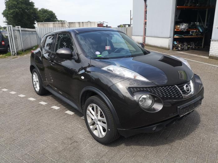 Nissan Juke 1.6 16V Sloopvoertuig (2010, Bruin)