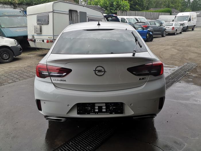 Opel Insignia Grand Sport 2.0 CDTI 16V 4x4 Sloopvoertuig (2020, Wit)