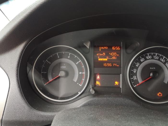 Peugeot 301 1.2 VTI 72 12V Sloopvoertuig (2015, Wit)