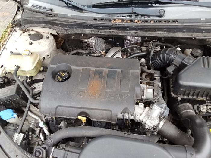 Hyundai i30 1.6 CRDi 16V VGT LP Sloopvoertuig (2011, Beige)