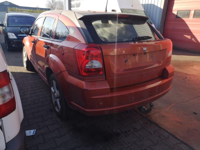 Dodge Caliber 2.0 CRD 16V Sloopvoertuig (2009, Oranje)