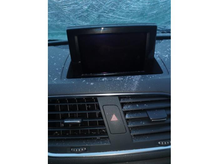 Audi Q3 2.0 TDI 16V 140 Sloopvoertuig (2013, Zwart)