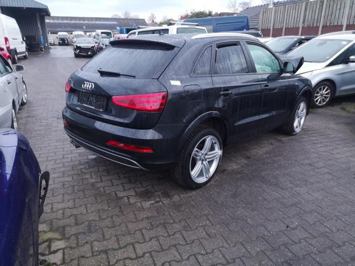 Audi Q3 2.0 TDI 16V 140 Sloopvoertuig (2013, Zwart)