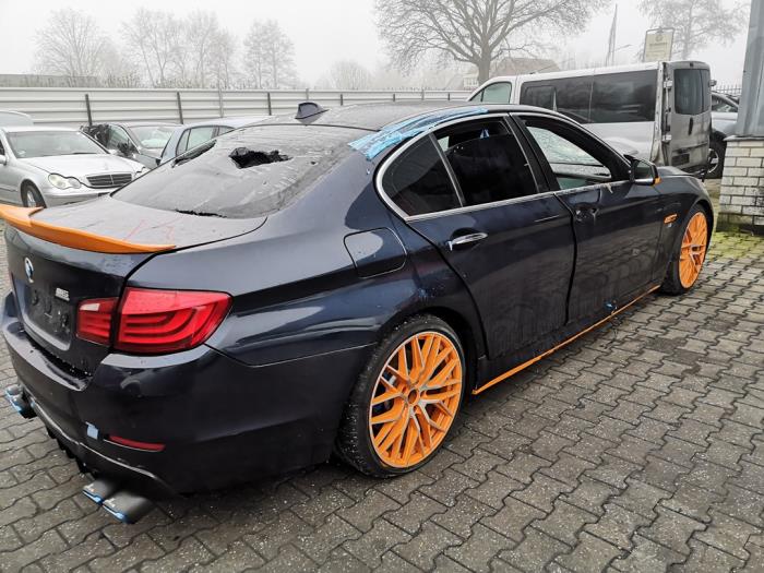 BMW 5 serie 530d xDrive 24V Blue Performance Sloopvoertuig (2013, Blauw)