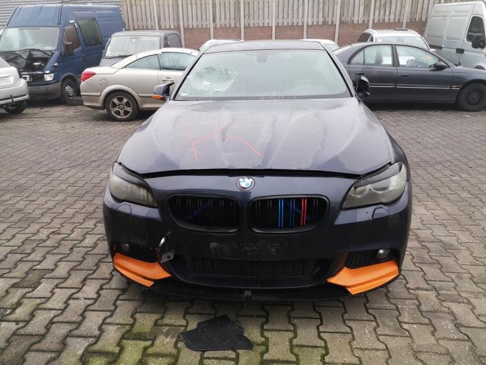 BMW 5 serie 530d xDrive 24V Blue Performance Sloopvoertuig (2013, Blauw)