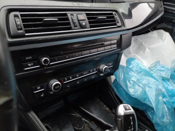 BMW 5 serie 530d xDrive 24V Blue Performance Sloopvoertuig (2013, Blauw)