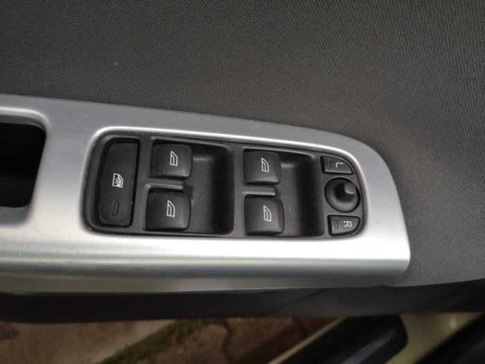 Volvo V50 1.6 D 16V Sloopvoertuig (2010, Groen)