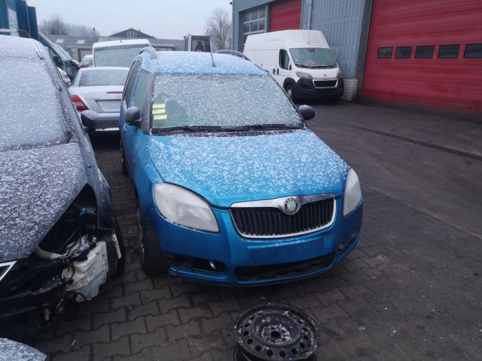 Skoda Roomster 1.4 TDI 80 Sloopvoertuig (2009, Blauw)