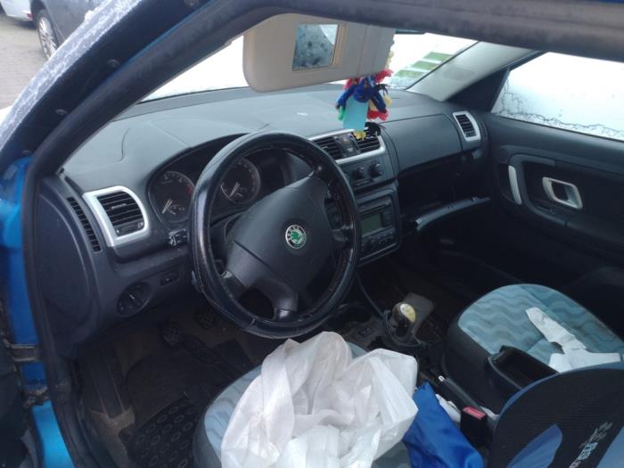 Skoda Roomster 1.4 TDI 80 Sloopvoertuig (2009, Blauw)