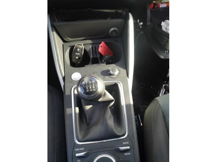 Audi Q2 1.5 35 TFSI 16V Sloopvoertuig (2019, Wit)