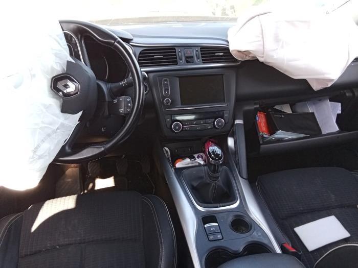 Renault Kadjar 1.6 TCE 165 Sloopvoertuig (2017, Zwart)