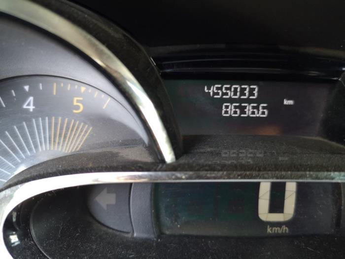 Renault Clio Sloopvoertuig (2013, Grijs)