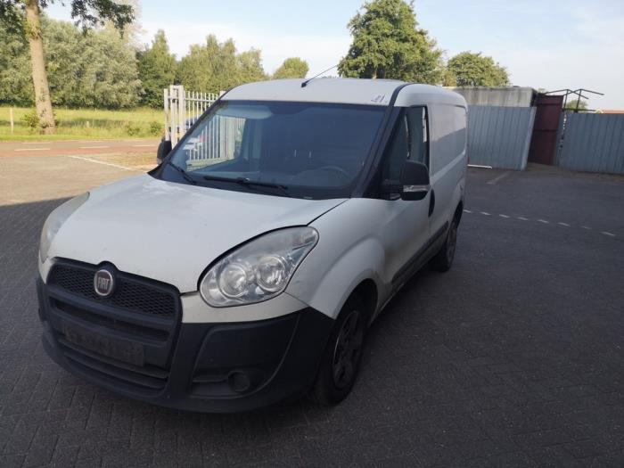 Fiat Doblo Cargo 1.3 MJ 16V DPF Euro 5 Sloopvoertuig (2014, Wit)