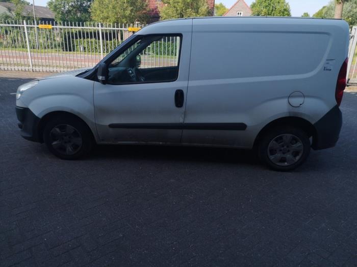 Fiat Doblo Cargo 1.3 MJ 16V DPF Euro 5 Sloopvoertuig (2014, Wit)